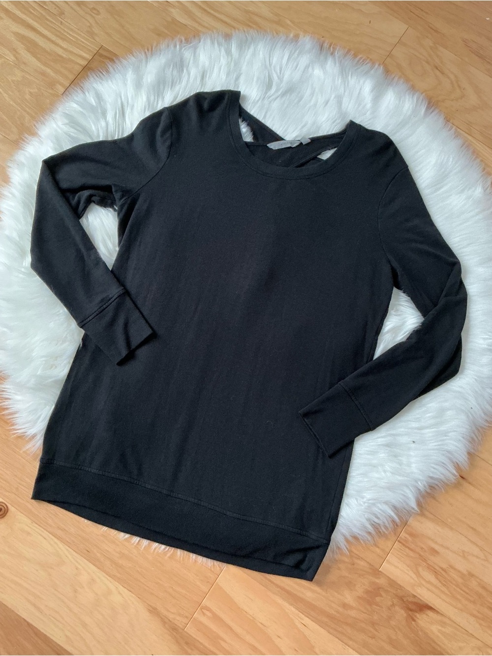 Athleta Coaster Go To Long Sleeve Open Criss Cross Back Top Size Medium